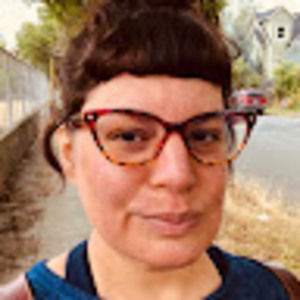 Meet your Posher, Holly